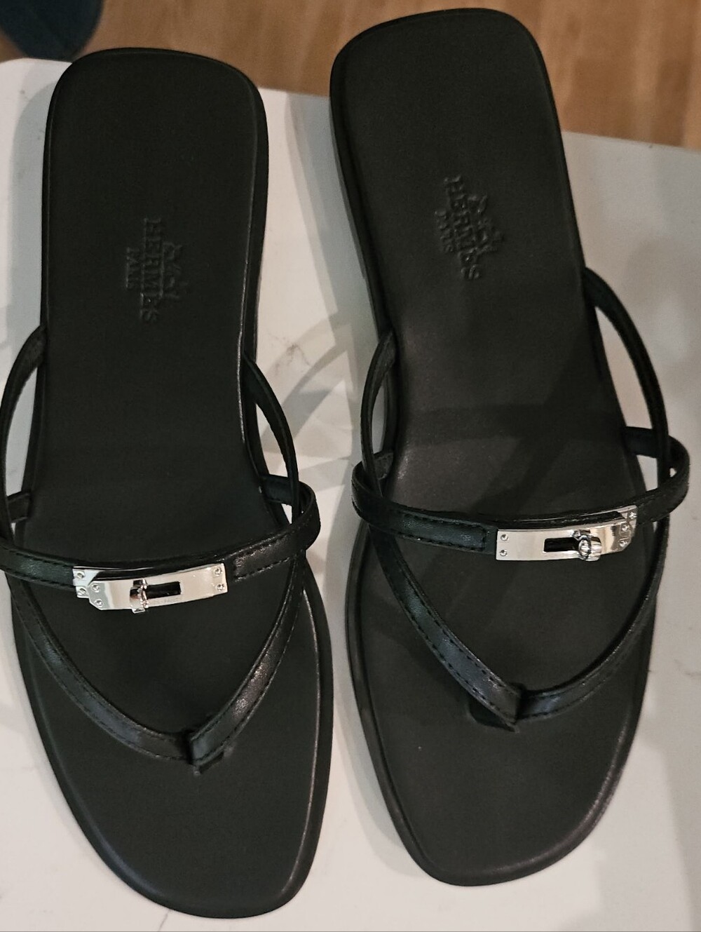 Designer Inspired Kelly Black Leather Sandal - 8